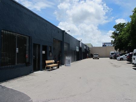 Office space for Rent at 1600 NW 20 ST in Miami