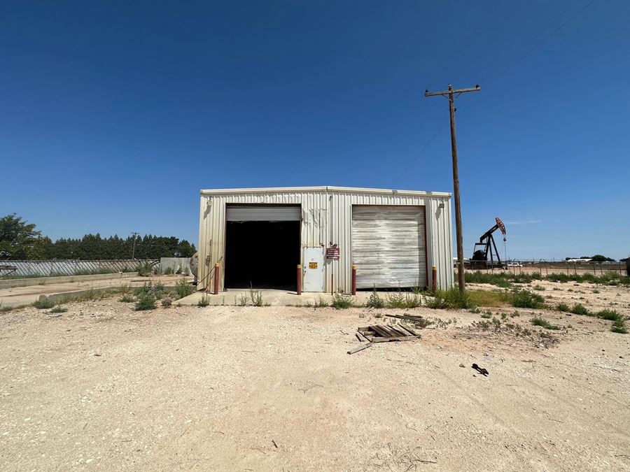 12,500 SF on 3.9 Acres on TX-83