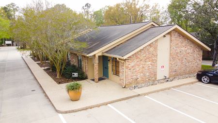 Commercial space for Sale at 7940 - 7942 Goodwood Blvd in Baton Rouge