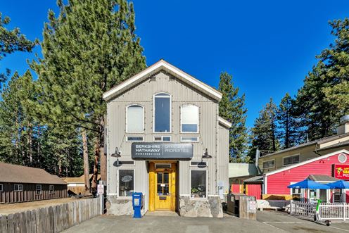 3045 Harrison Ave