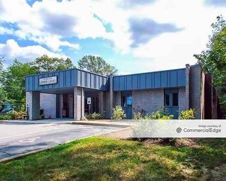 Office space for Rent at 390 Toll Gate Road in Warwick