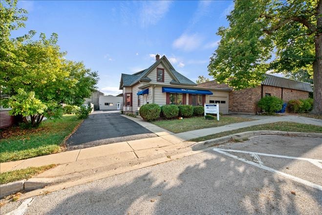 322 Hamilton 