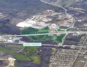 Las Entradas Mixed-Use Development