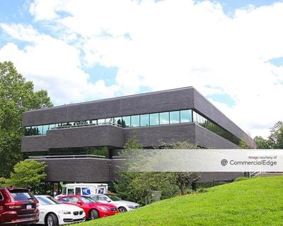 Summit Executive Suites - Summit I Building