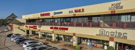 Oakridge Plaza