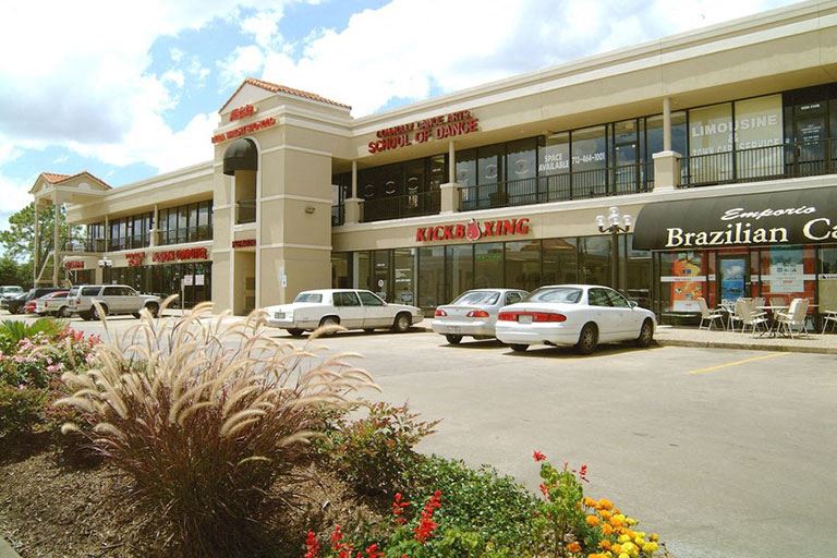 Village Shops At Shadowbriar