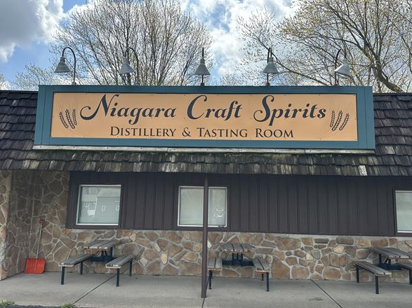 4408 Ridge Rd - 1,760+/- SF RETAIL SPACE ON 0.92+/- Acres