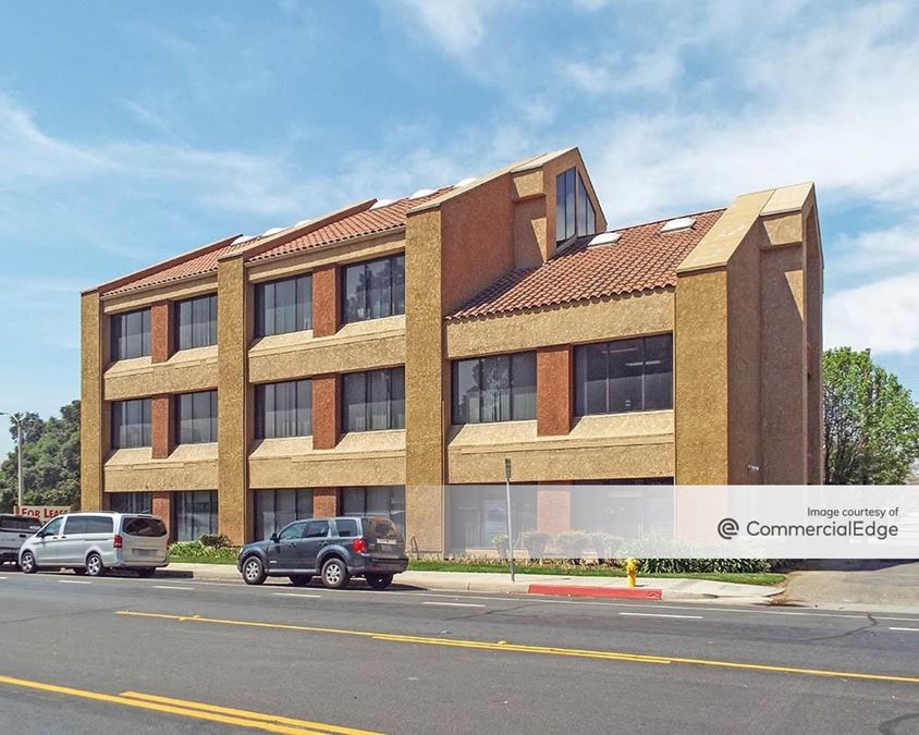 Pomona Park Plaza 363 South Park Avenue, Pomona, CA CommercialSearch