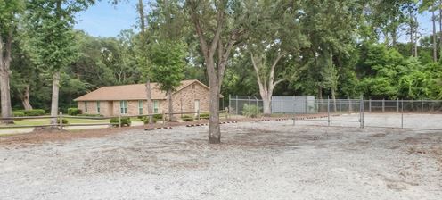 6904 W Fairfield Dr