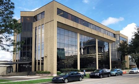 Office space for Rent at 2540 Severn Avenue in Metairie