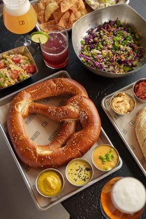 Pilot Project - Brewery & Cafe
