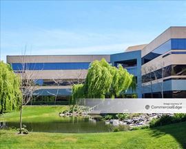 Redwood Business Park - Sequoia Center - 1400 North McDowell Blvd