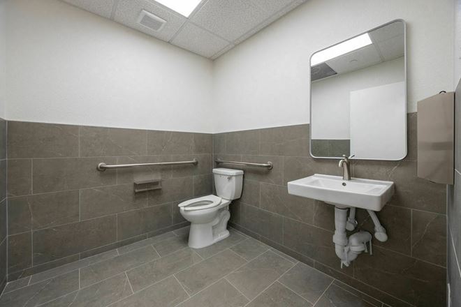 Medical District Retail/Office Space