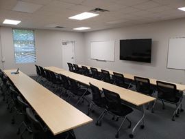 OfficeOurs - Midtown Place