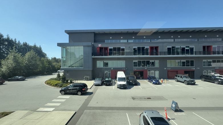 Unit 107 - 4888 Vanguard Rd