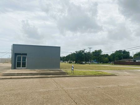 Commercial space for Sale at 625 8th Avenue North in Texas City