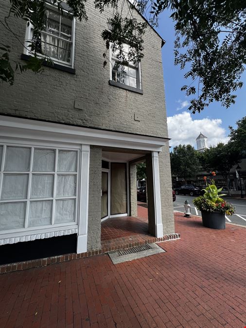 201 William St