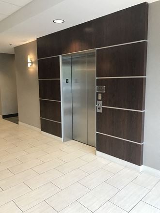 Office property in Pembroke Pines, FL