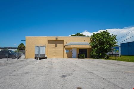 Industrial space for Sale at 4400 Middle Ave in Sarasota