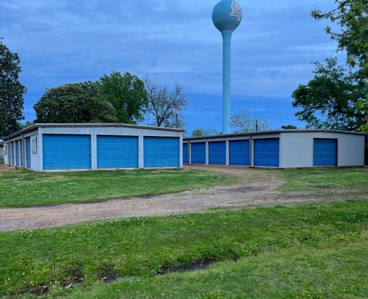 Webb MS Storage 121 W. Main Street, Webb, MS Industrial Space