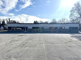 5074 Douglas Rd
