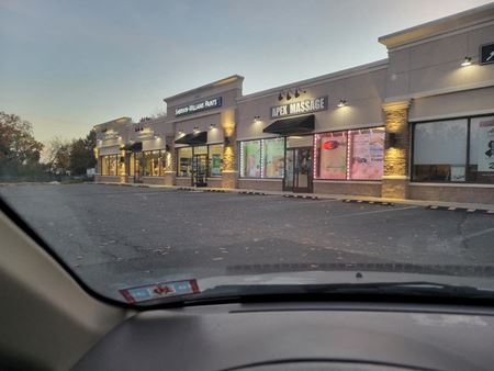 Freehold, NJ Warehouse for Rent - #1120 | 1,200-6,800 SQ FT available - Freehold