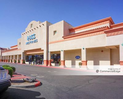 One Eleven La Quinta Shopping Center - 78700-78710 State Route 111