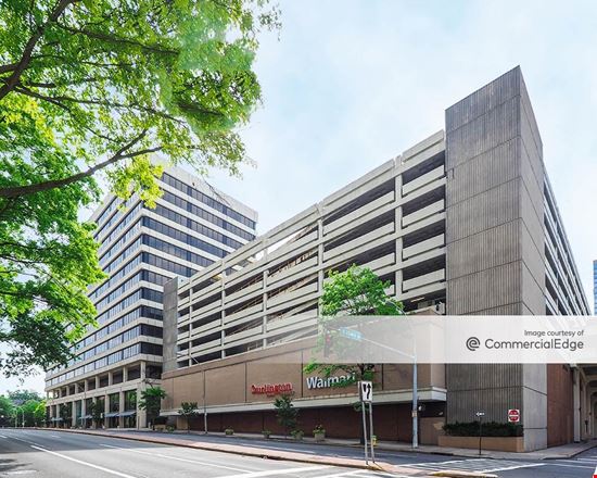 White Plains Plaza