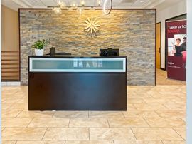 Regus - Burleson - E Renfro St