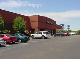 2323 Lakeland Drive