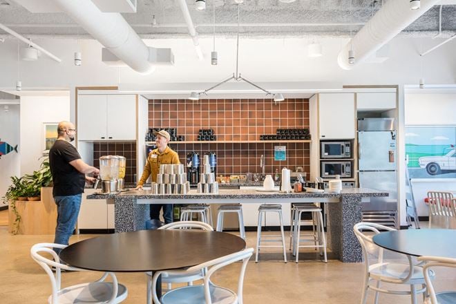 WeWork - 33 Arch St