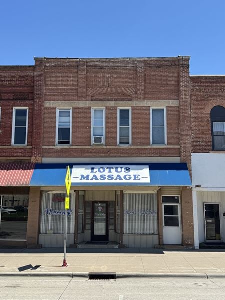Retail space for Sale at 211 South Minnesota Avenue in Saint Peter