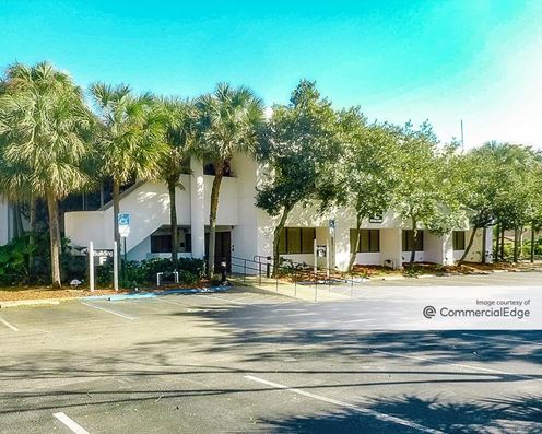 Executive University Courts