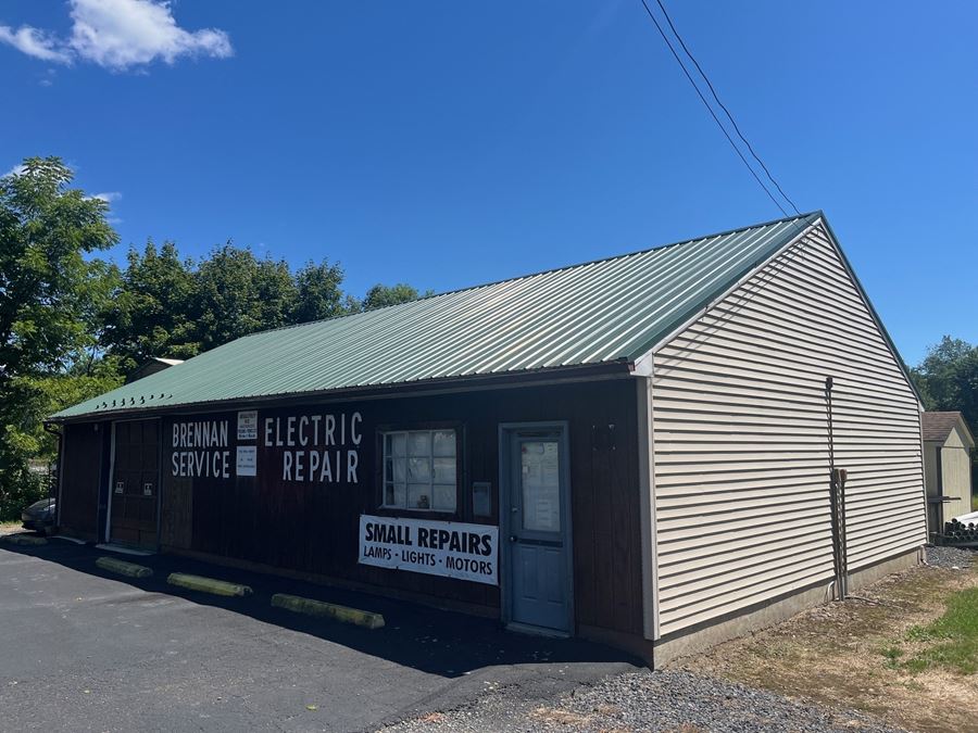 4 Unit - Mixed Use Property with Industrial Zoning