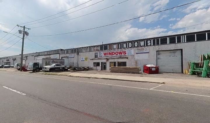 3542-3590 Lawson Blvd