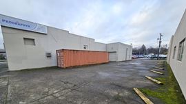 735 Commerce Ave