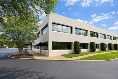 2800 Dauphin Street
