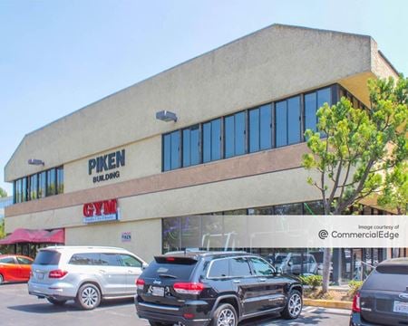 Retail space for Rent at 12717 Ventura Boulevard in Studio City