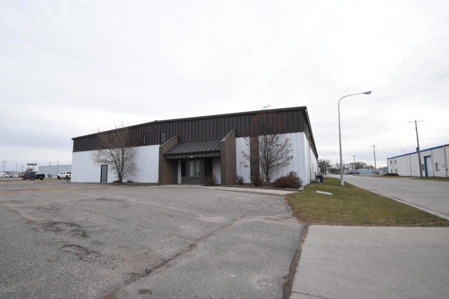 2012 Great Northern Drive, Fargo, ND Office Building