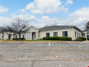 Renovated Office Suites in Worthington Village North