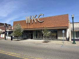 108 N Saginaw St