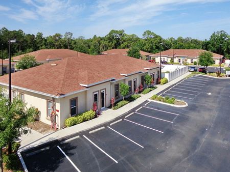 Commercial space for Rent at 812-887 62nd Street Circle East in Bradenton