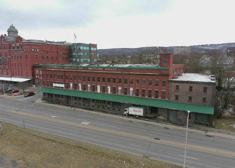 151-155 E Market St & 36-40 W-B Blvd.