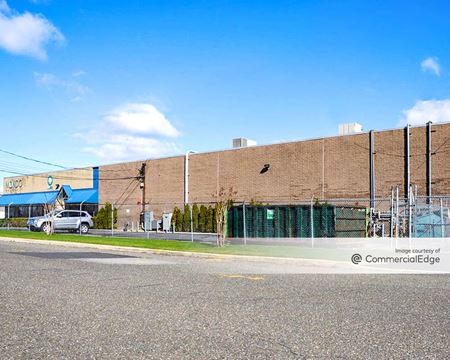 Industrial space for Rent at 300 Karin Lane in Hicksville