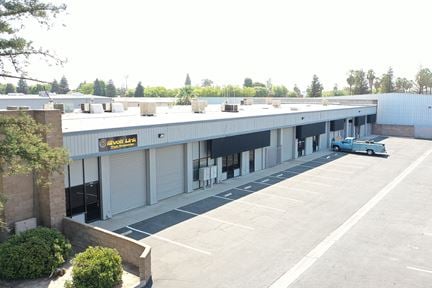 5494 E. Lamona Avenue