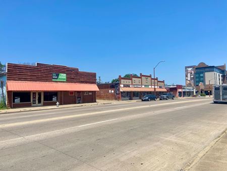 Retail space for Rent at 2225 North Main Street in Fort Worth