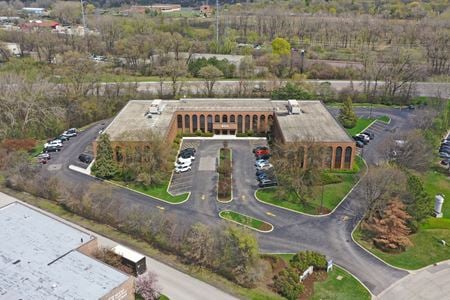 Office space for Sale at 900 W NORTH SHORE DR in LAKE BLUFF
