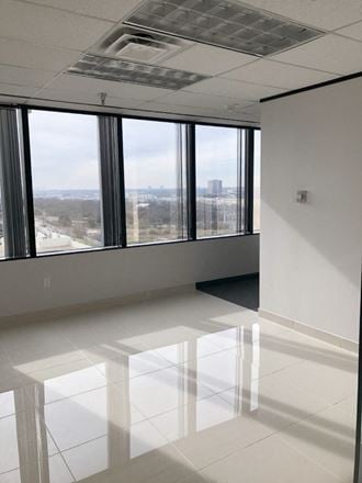Workstyle Flexible Spaces - 8330-8360 Lyndon B Johnson Fwy