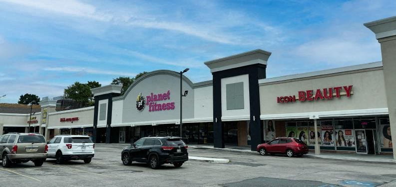 Woodlyn Plaza