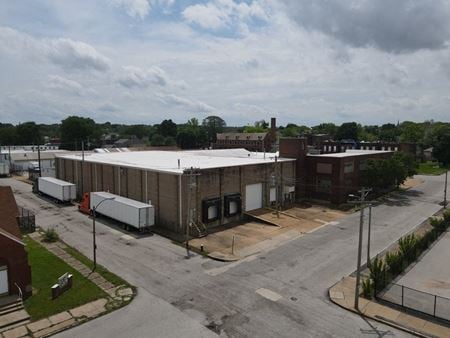 Photo of commercial space at 1120 Montrose Ave in Saint Louis